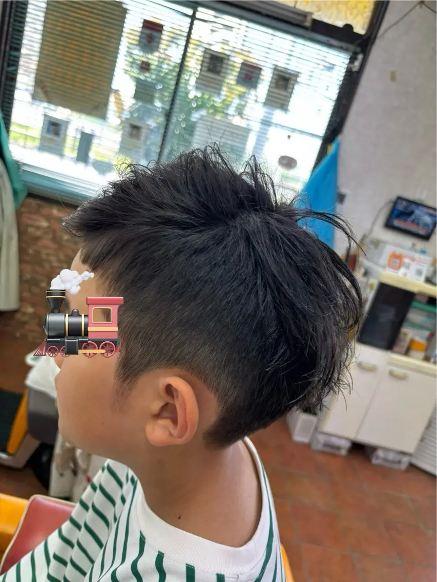 ショート やました 理容所のヘアスタイル
