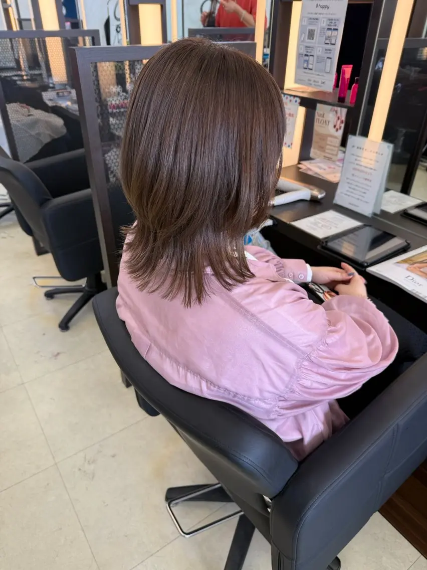 ミディアム カラー ブラウンカラー レイヤーカット ウルフカット ウルフレイヤー MITOMO SHUTOのヘアスタイル