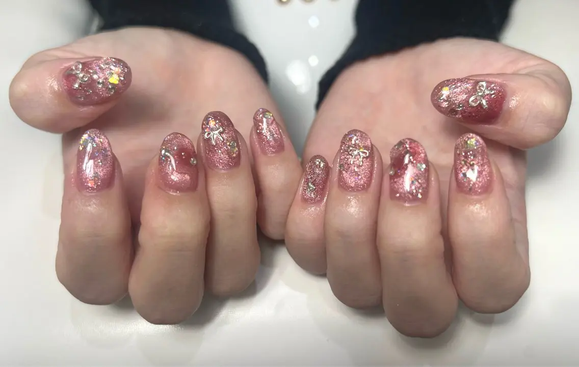ネイル マグネットネイル 持ち込み ニュアンスネイル ハンドネイル アトリエハーロウ sakuraのネイルデザイン