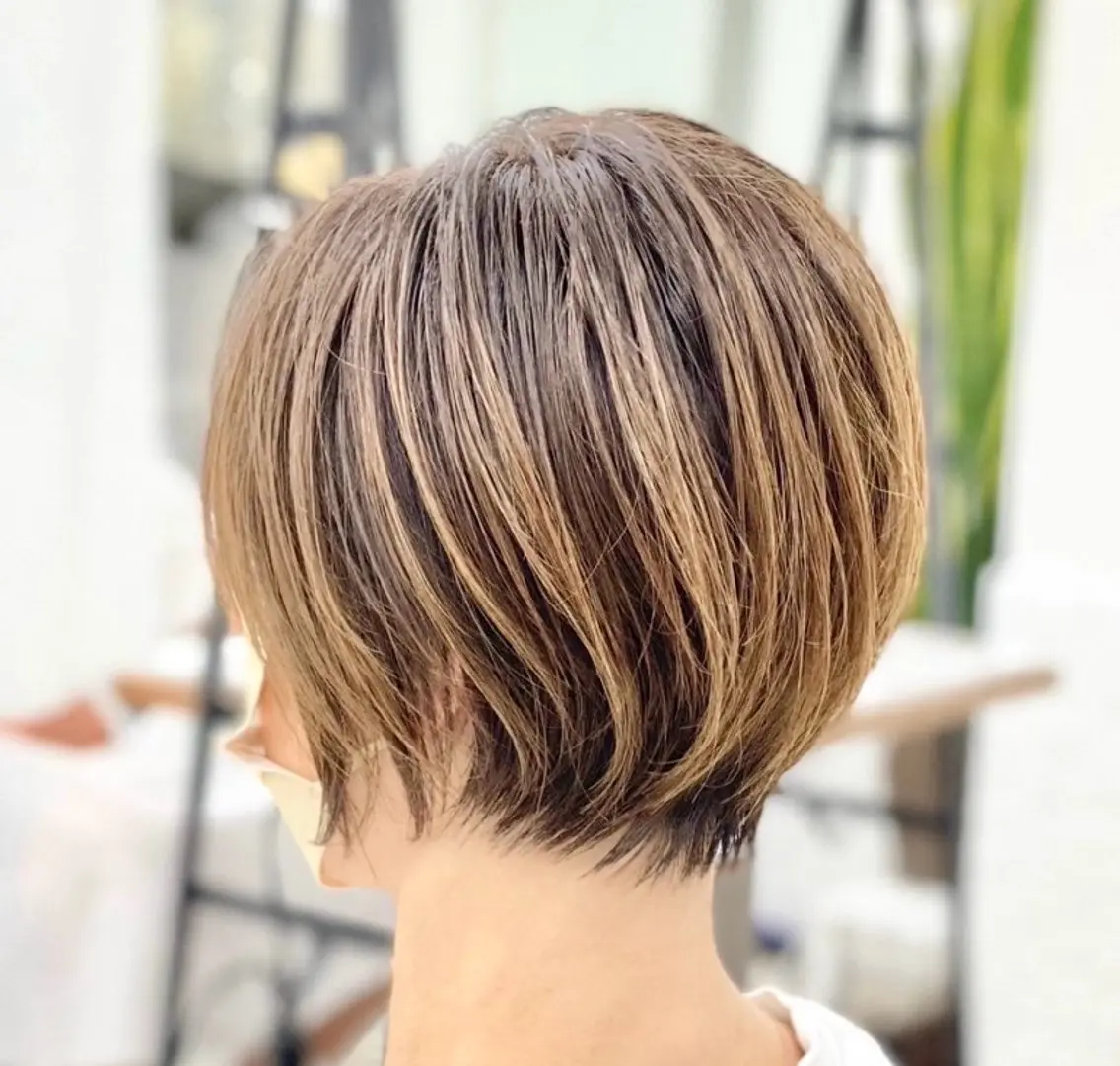 ショート ハイライト 特化　須永🐶のヘアスタイル