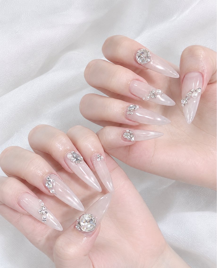ロング 韓国風ヘア ロング ハンドネイル ハンドケア CHIBI NAIL SALON 船橋のネイルデザイン