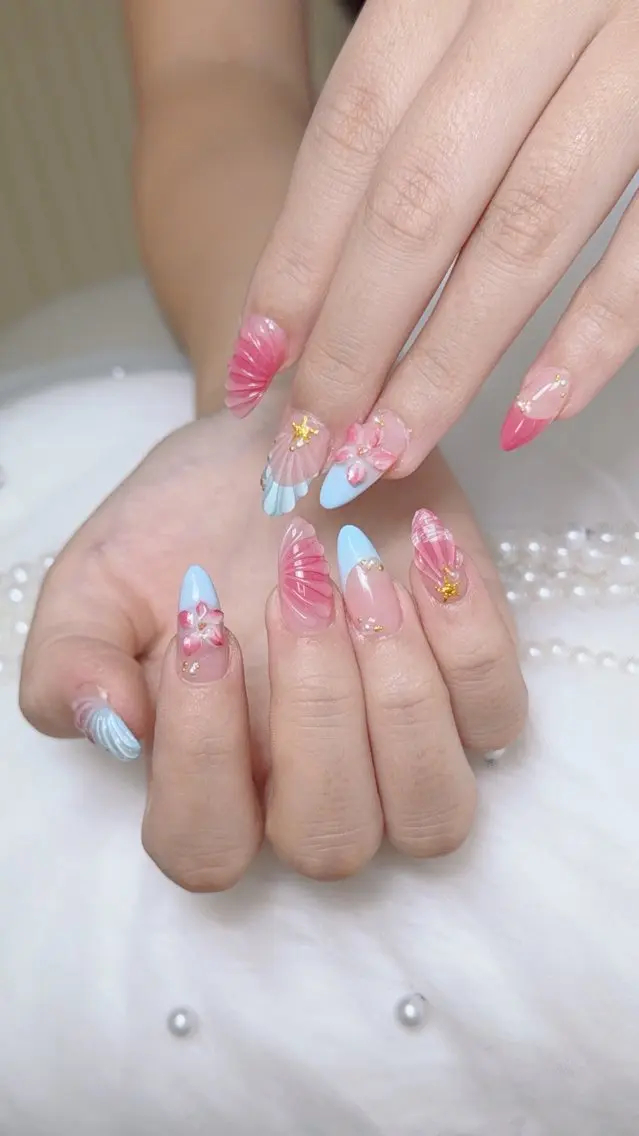 ネイル Crystal Nailのネイルデザイン