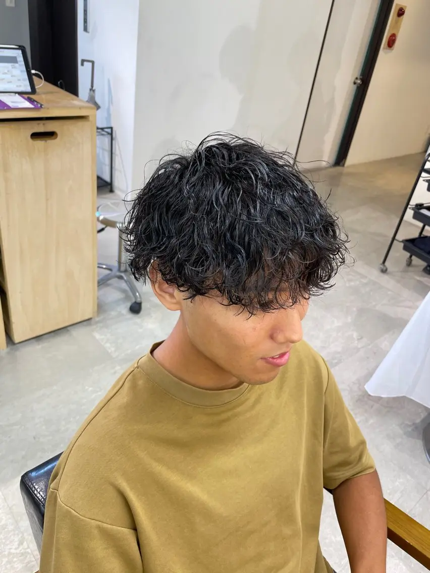 パーマ メンズ カット パーマ マエダ リョウのヘアスタイル