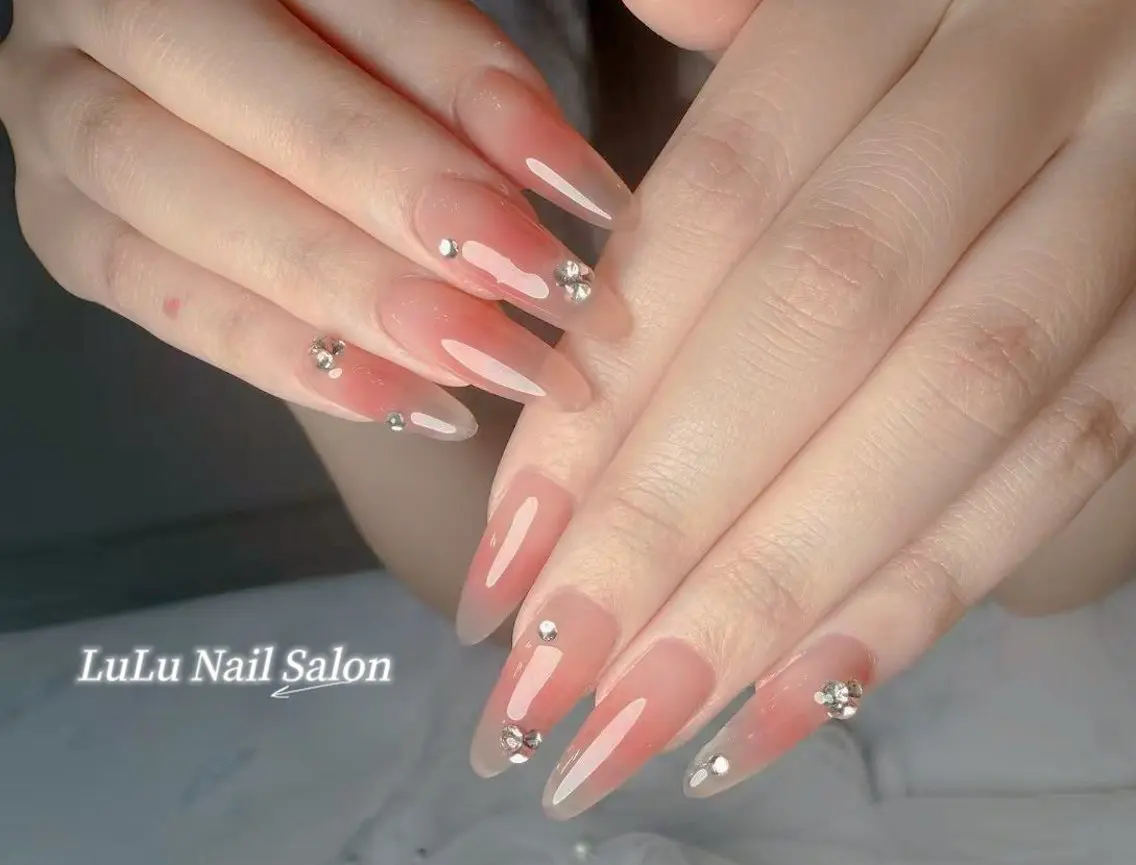 ネイル ハンドネイル LU LU NailSalonのネイルデザイン