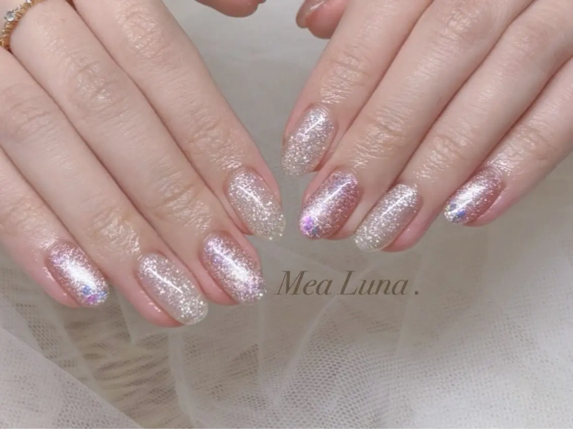 ネイル ハンドネイル Mea Luna .のネイルデザイン
