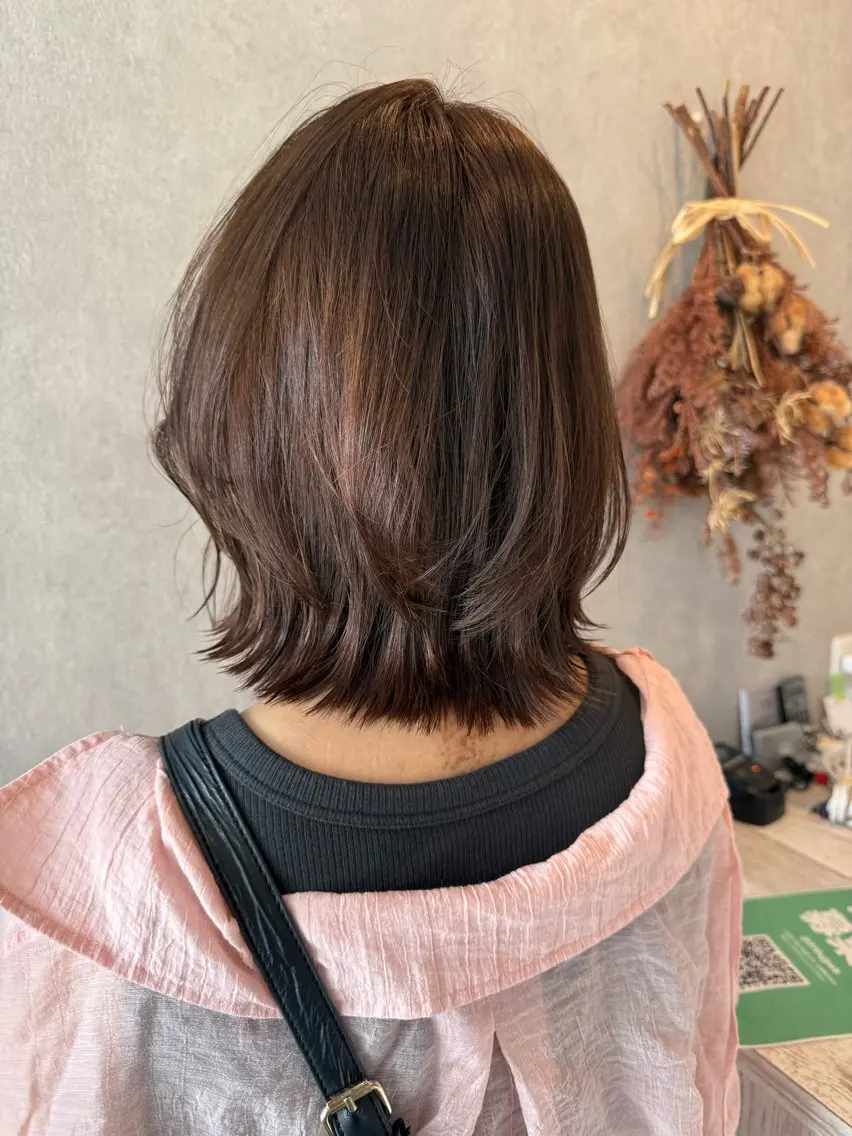 ミディアム カラー カット ヘアカラー Bish Yanaのヘアスタイル