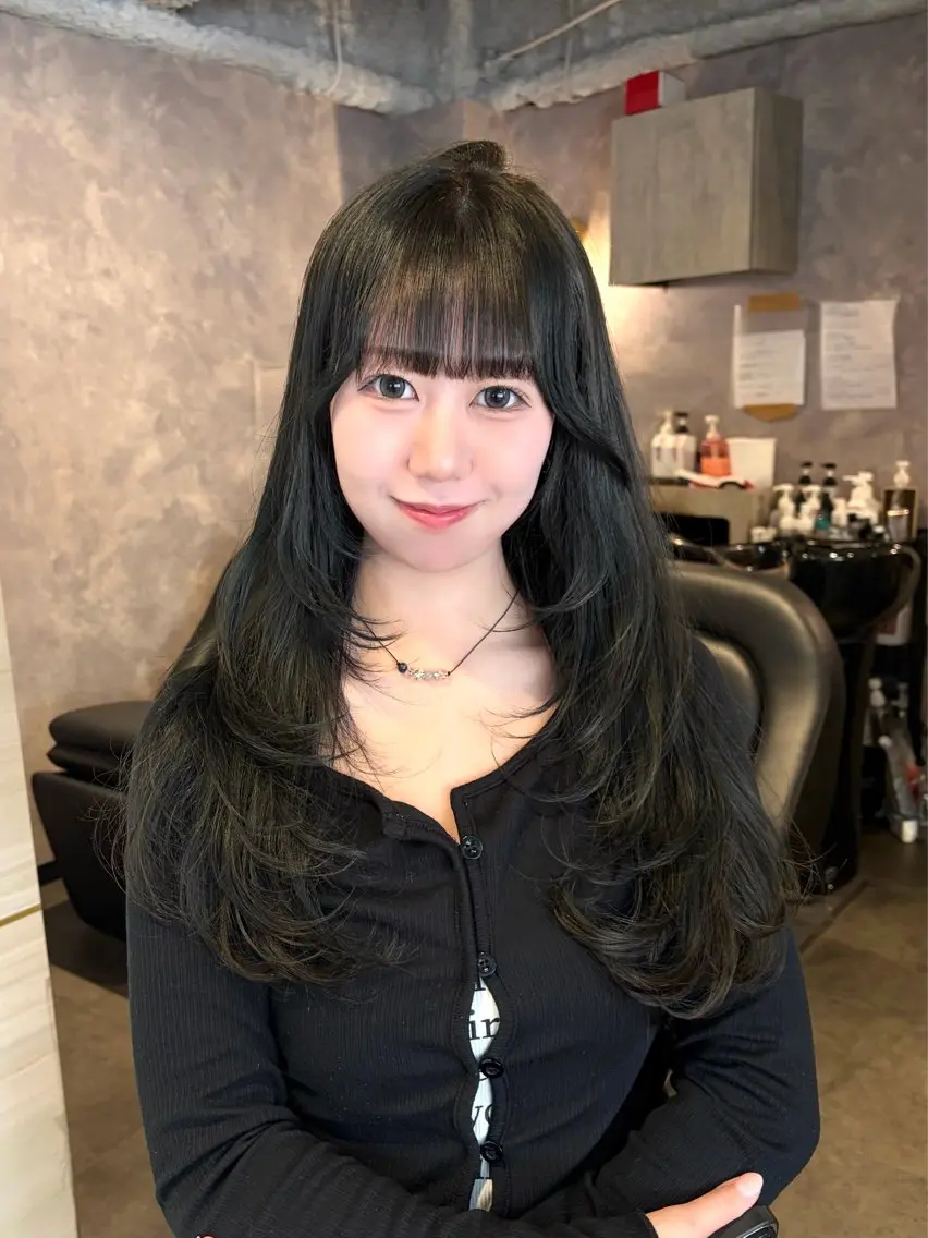 ロング カラー カット ヘアカラー 縮毛矯正 🩶鈴木茉奈🩶艶髪 /透明感/暖色カラーのヘアスタイル