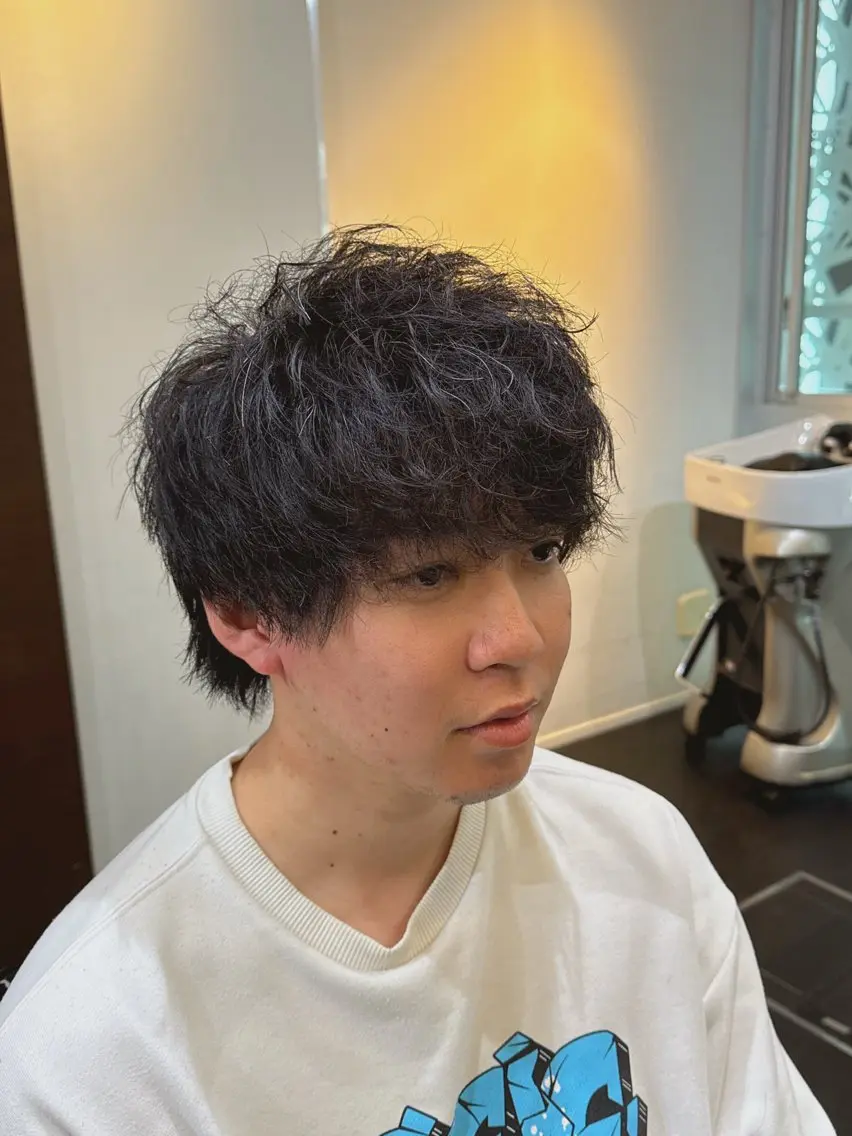 パーマ カット パーマ ﾒﾝｽﾞｶｯﾄ✂︎ 顔そり💈ﾆｼﾓﾄのヘアスタイル