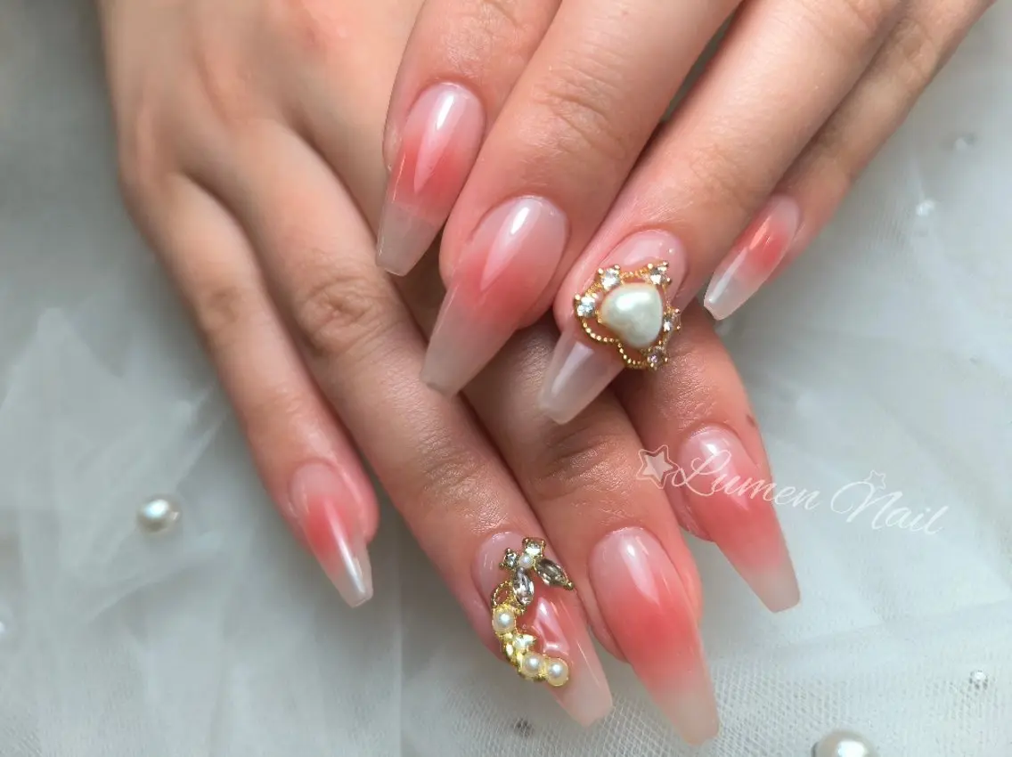 ネイル Lumen Nailのネイルデザイン