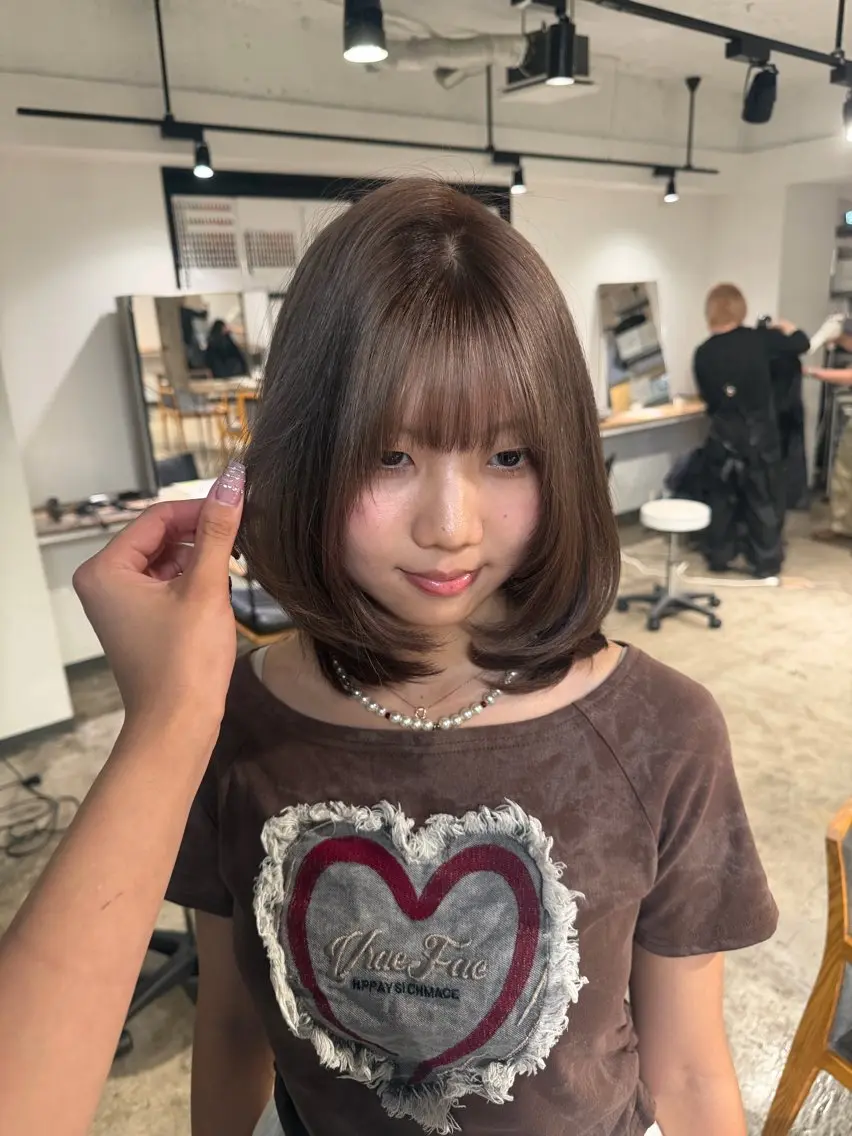 セミロング カラー ヘアカラー トリートメント カラーモデル/透明感 カラー/coco🎀のヘアスタイル