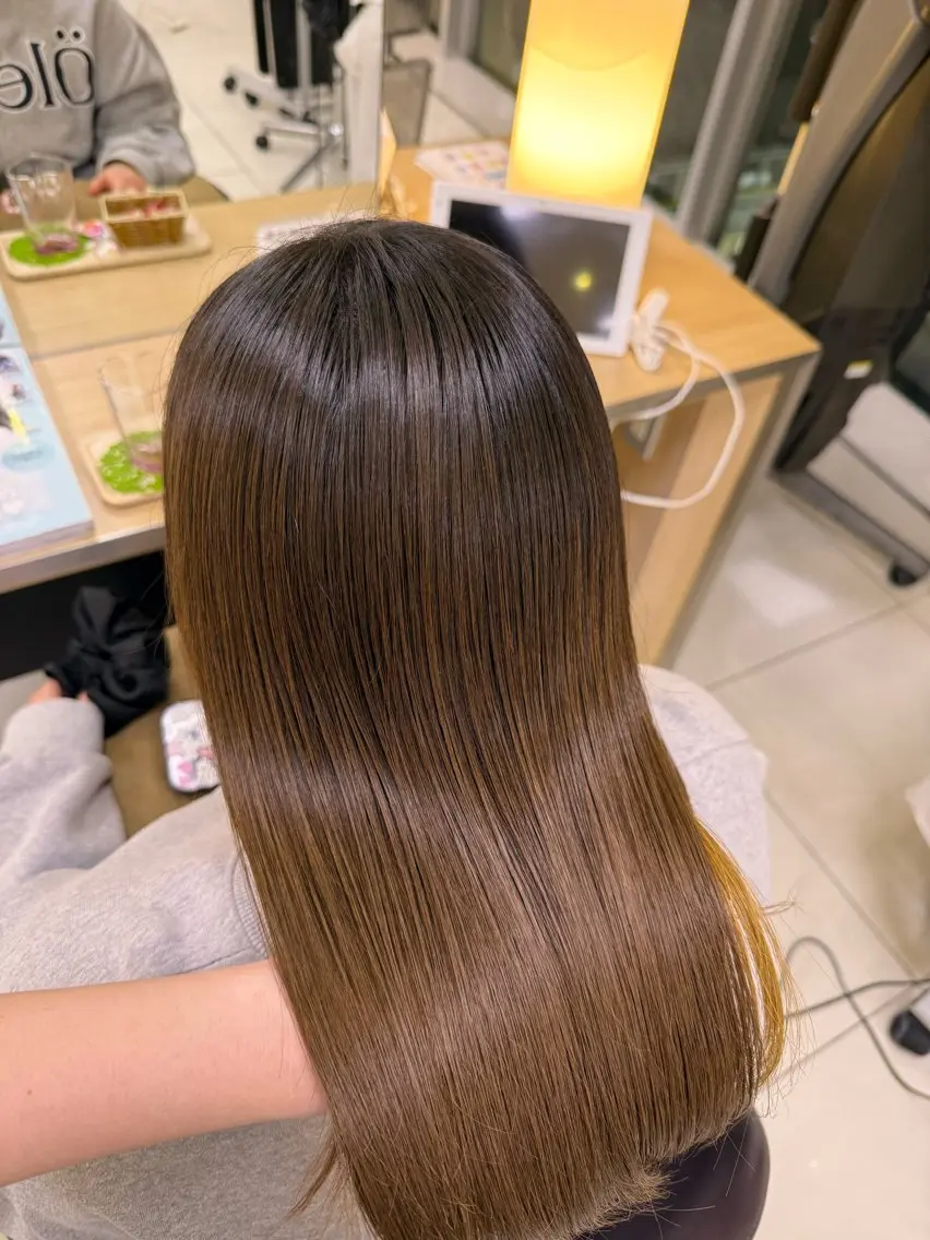 ミディアム カラー ヘアカラー トリートメント SANA/ツヤカラー /カット大船のヘアスタイル