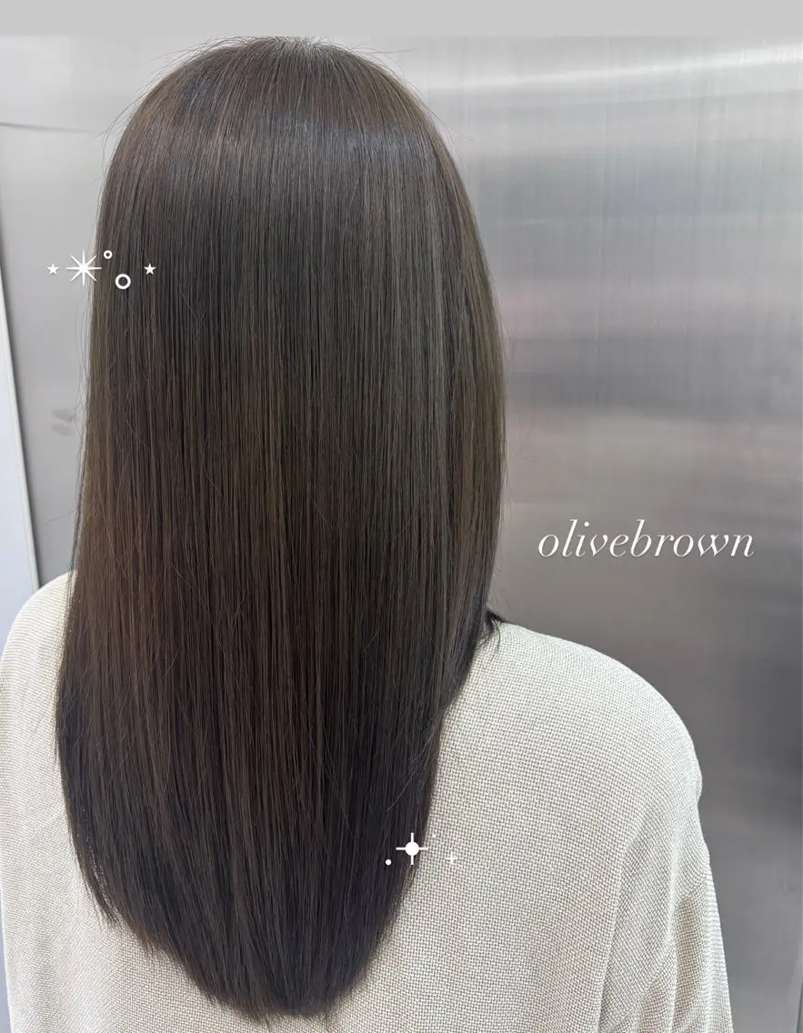 ロング カラー 透明感カラー リコ🪐レイヤー モデル募集のヘアスタイル