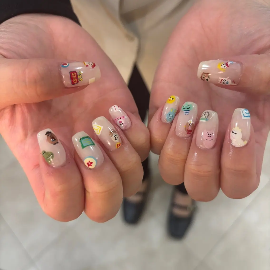 ネイル ハンドネイル フットネイル 栗田 ゆう子のネイルデザイン