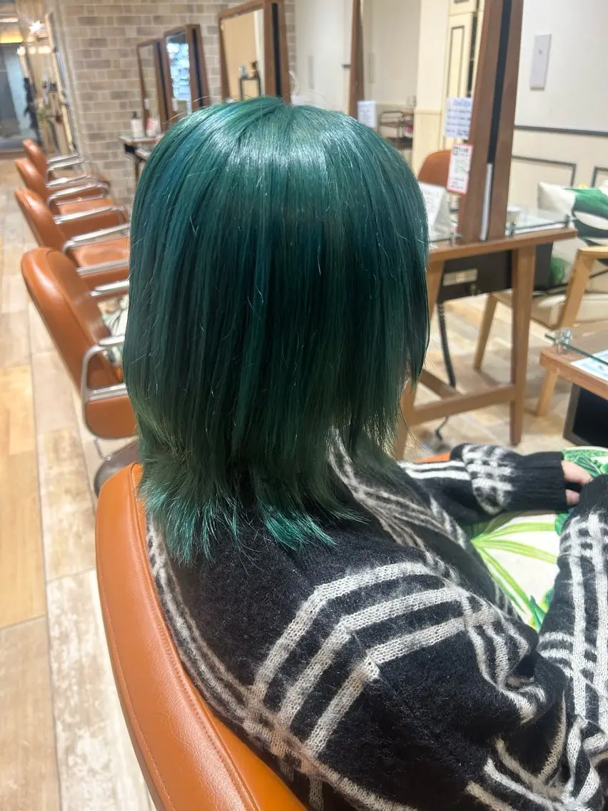 カラー ヘアカラー 須藤 向日葵のヘアスタイル