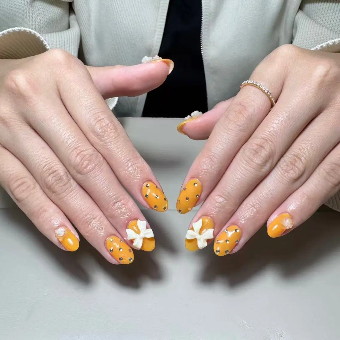 ネイル ハンドネイル ハンドケア 🍑 momo_nailのネイルデザイン