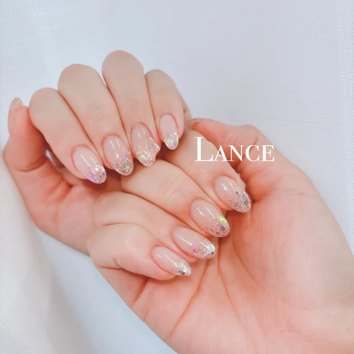 ネイル オーロラネイル ブルー フットネイル 氷ネイル・うるうるネイル キラキラネイル ハンドネイル Lance nailのネイルデザイン