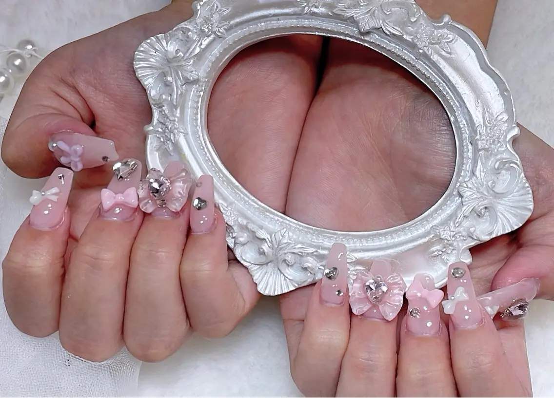 ネイル アートネイル フットネイル ジェルネイル マグネットネイル パラジェル 持ち重視 B•U Nail大宮のネイルデザイン