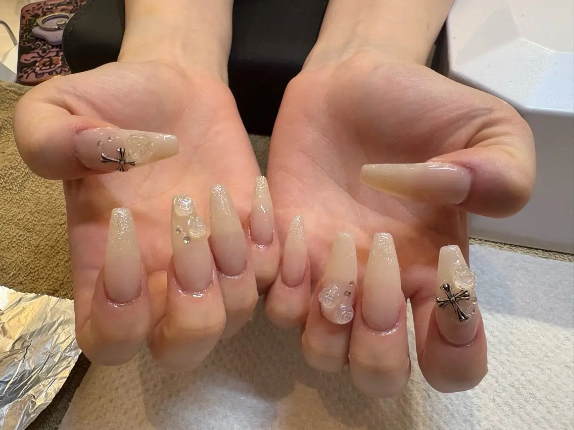 ネイル クレアラルーチェ 博多駅前店💅のネイルデザイン