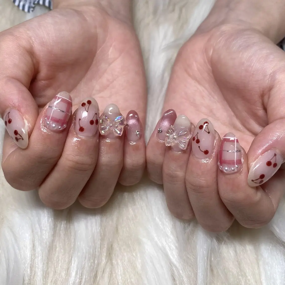 ネイル チークネイル フレンチネイル キラキラネイル 韓国ネイル マグネットネイル ハンドネイル BelireMaa Nail&eyeのネイルデザイン