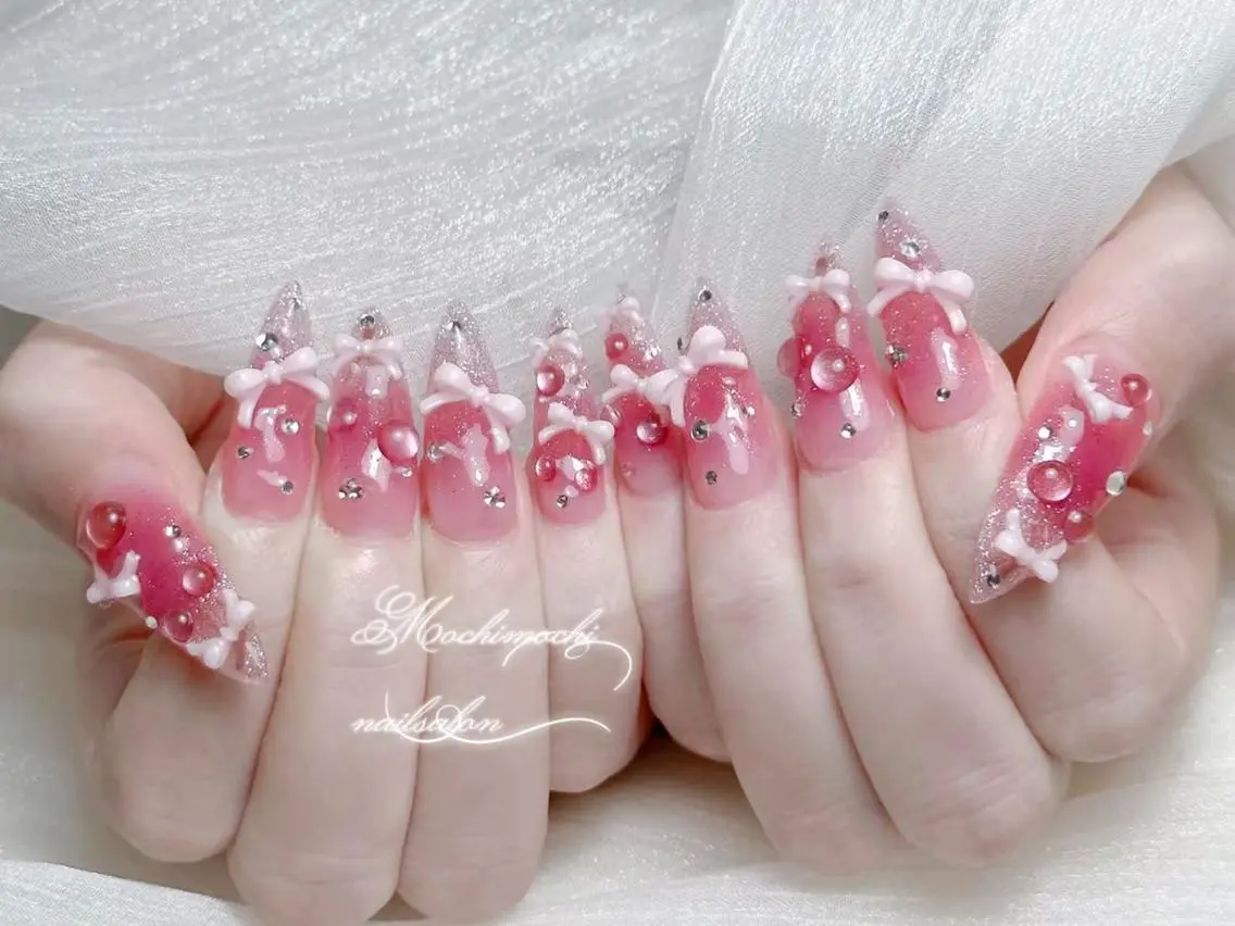 ネイル 長さ出し キラキラネイル 韓国ネイル ロングネイル マグネットネイル ハンドネイル ハンドケア KTNail 🎀 長さ出し専門店のネイルデザイン