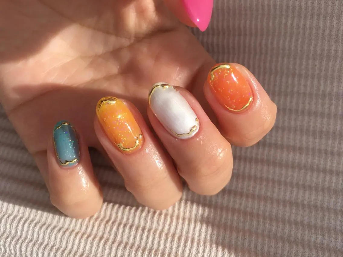 ミディアム ハンドネイル nouva nailsのネイルデザイン