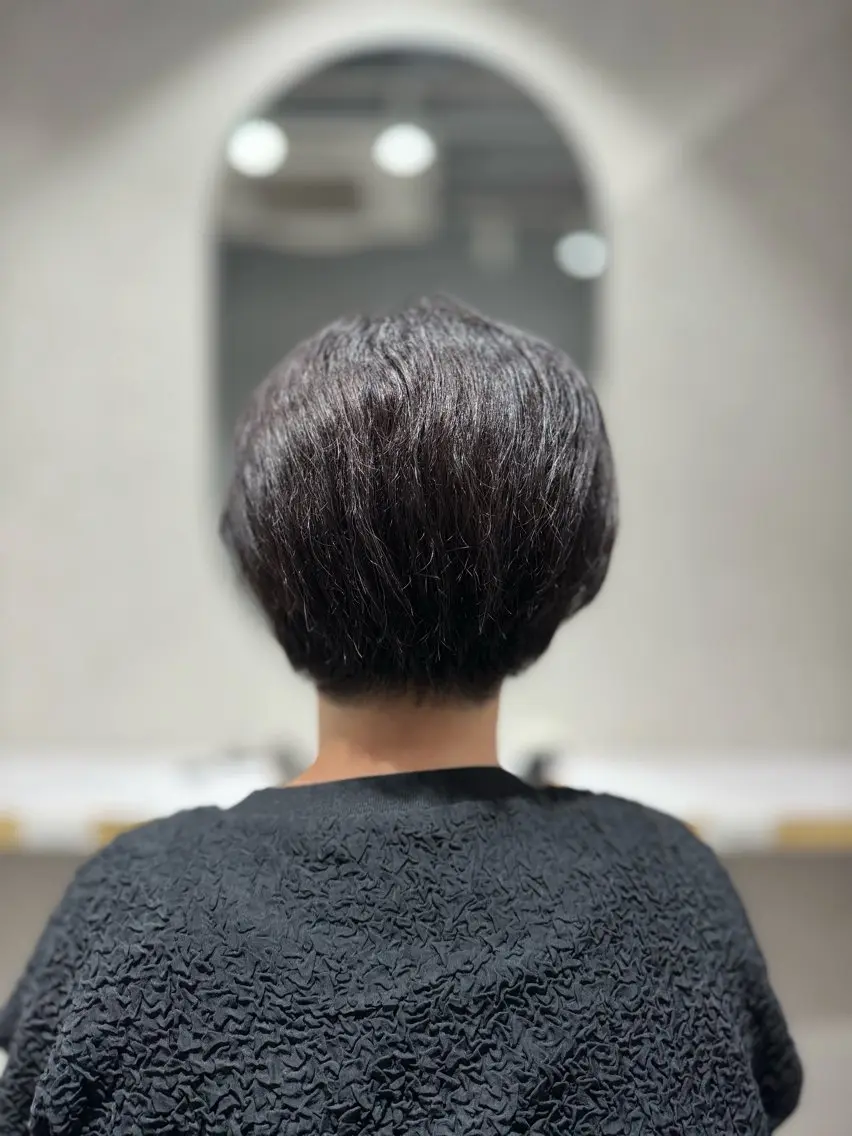 ショート カット ヘアカラー くせ毛カット終着点 カワサキトオル溝の口のヘアスタイル