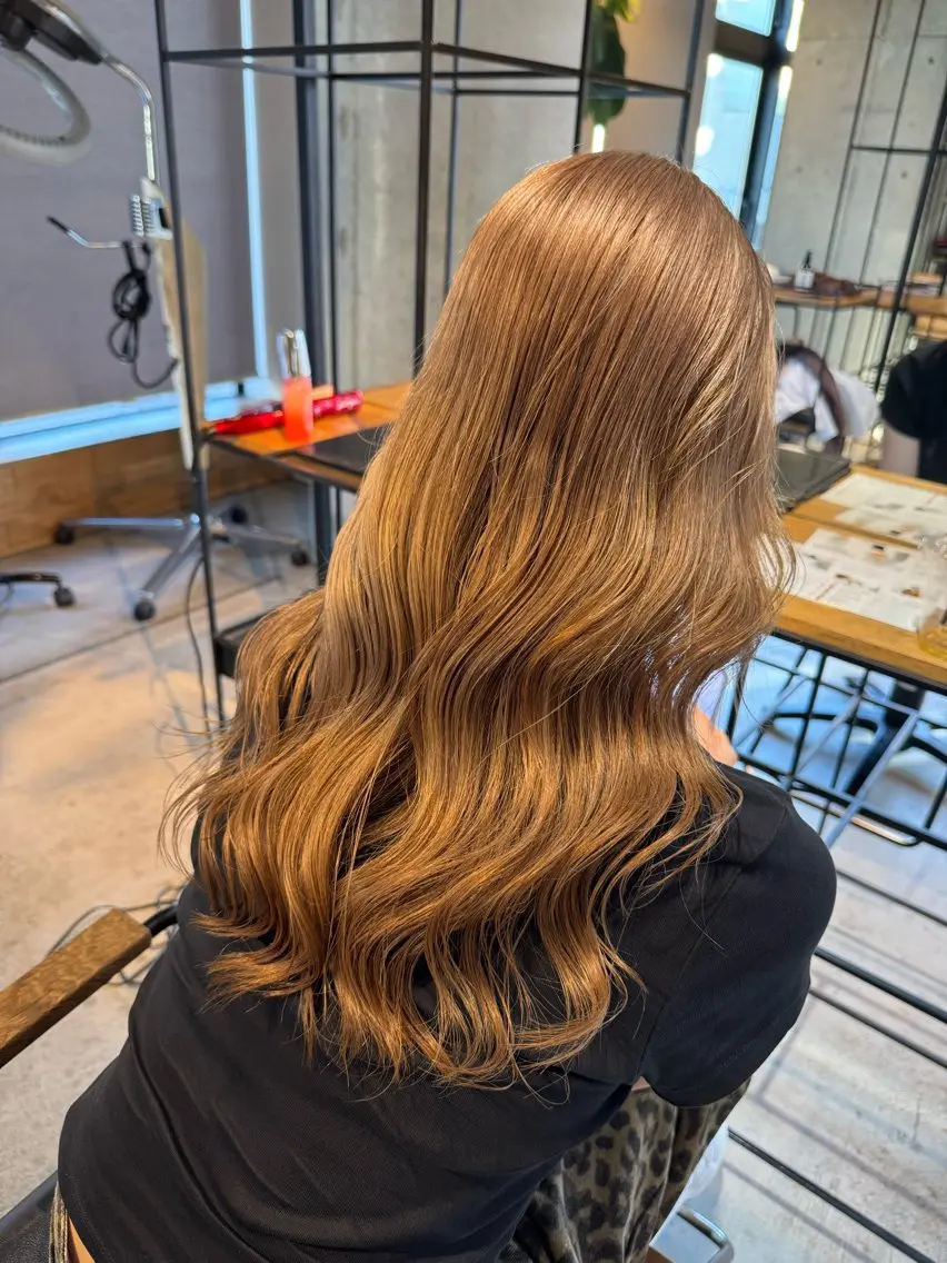ロング カット ヘアカラー トリートメント ベージュカラー/新潟 カラー特化/落合優吾のヘアスタイル