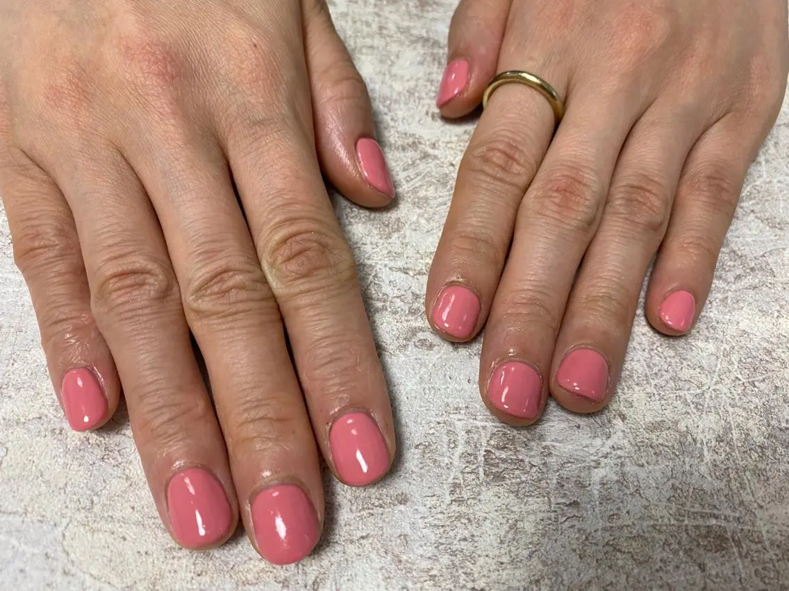 ネイル ワンカラーネイル ピンク ハンドネイル mogunail &blowのネイルデザイン