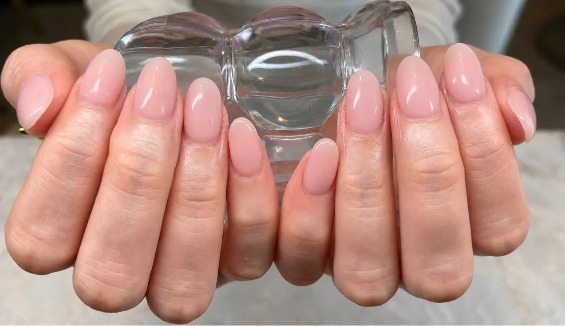 ネイル ワンカラーネイル ハンドネイル シンプルネイルサロン -iori-のネイルデザイン