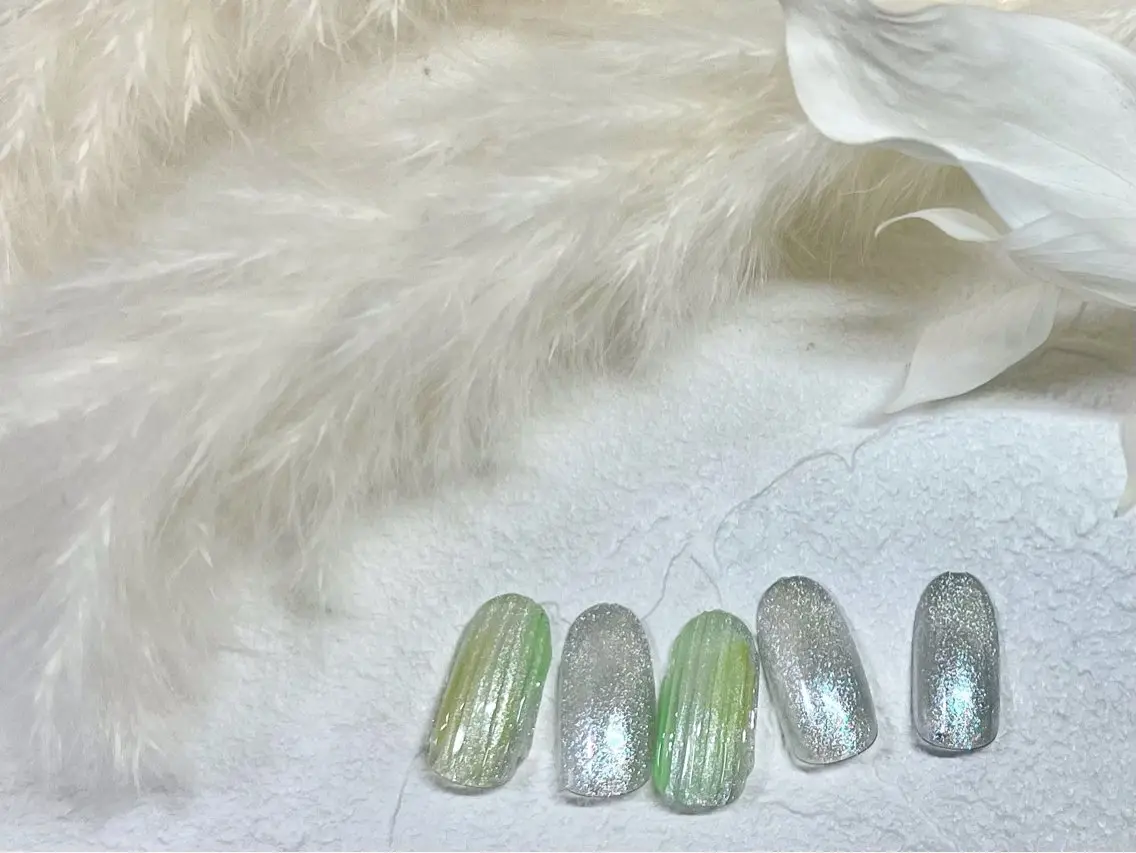 ネイル ジェルネイル 韓国ネイル マグネットネイル メンズネイル パラジェル ハンドネイル kiki nail &brow二子玉川の眉毛・アイブロウイメージ