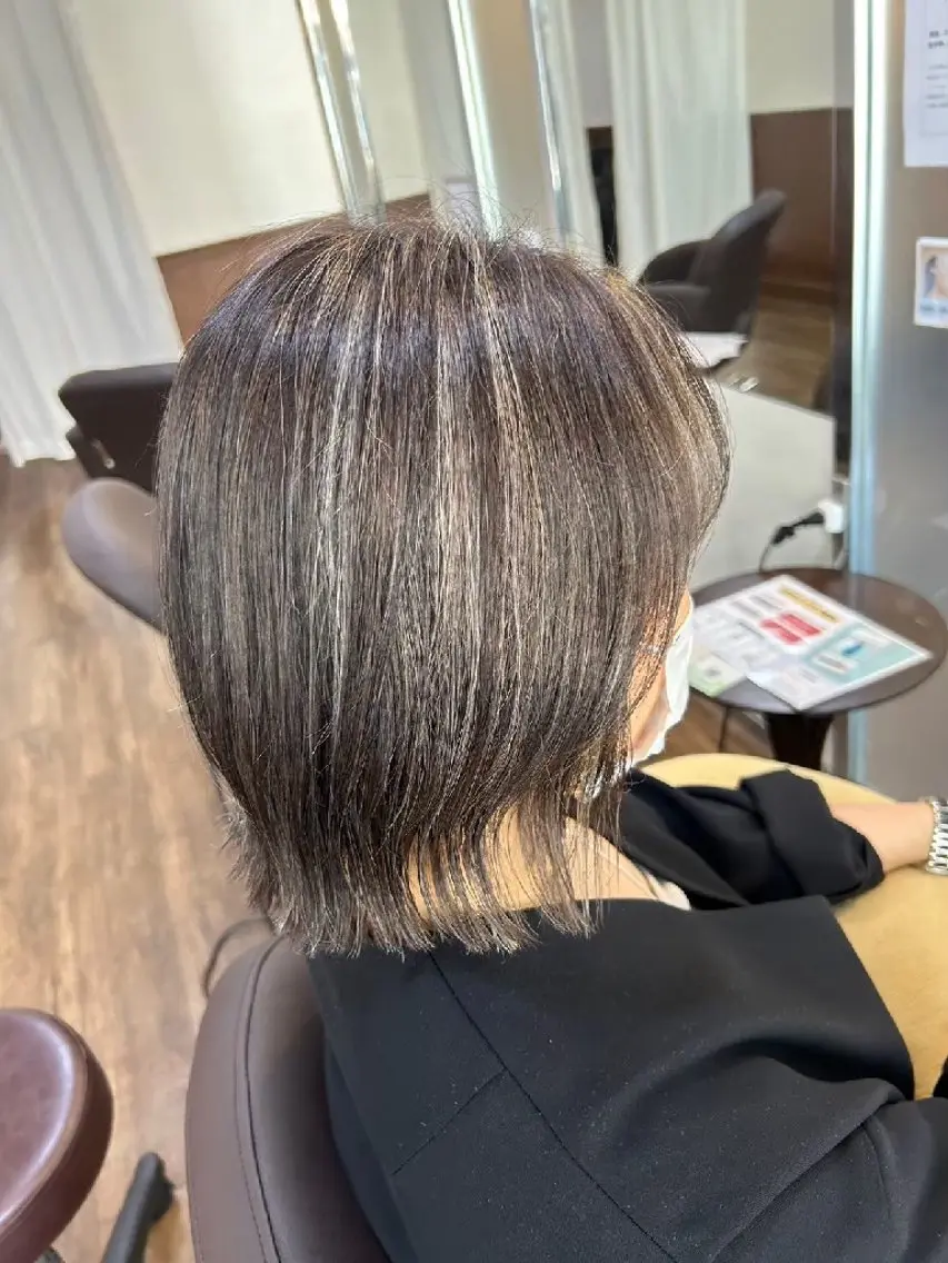 カラー ヘアカラー トリートメント 束感まつぱ🫧 なつき🫧のマツエク・マツパデザイン