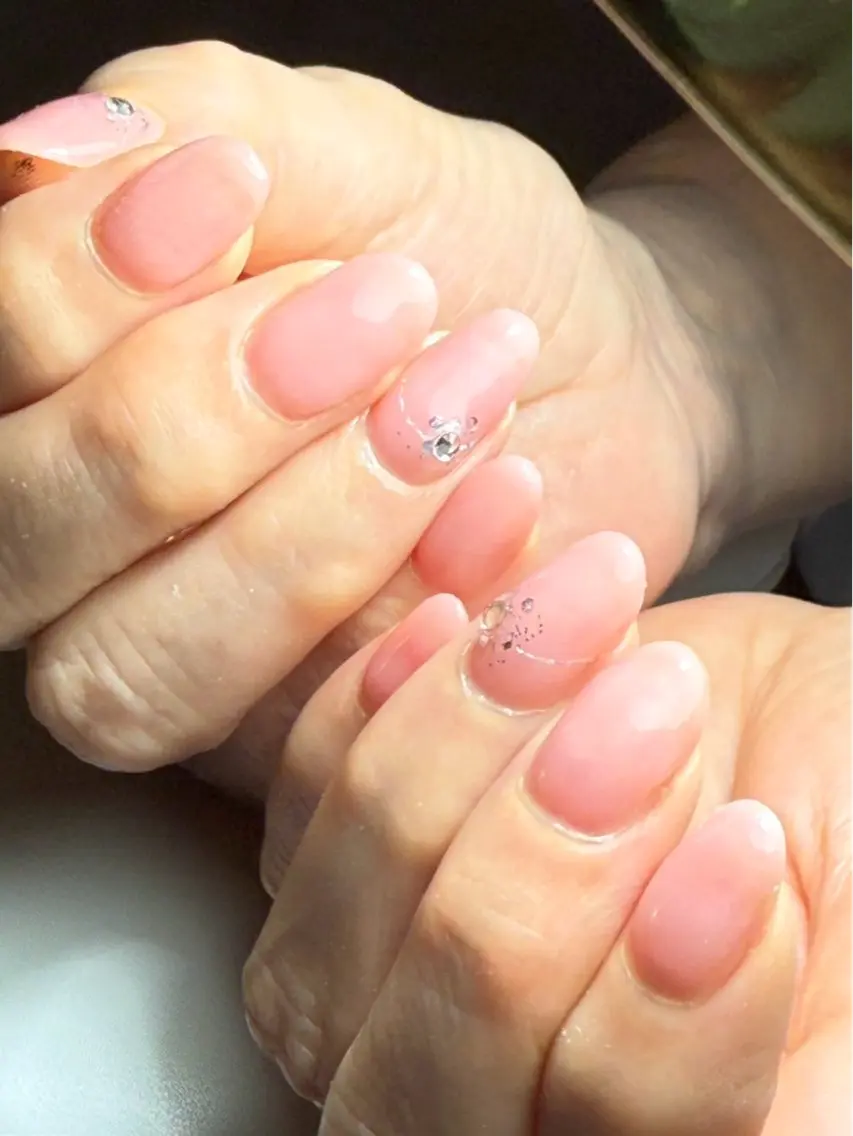 ネイル ハンドネイル Lise ﾘｾﾞ ﾈｲﾙﾙｰﾑのネイルデザイン
