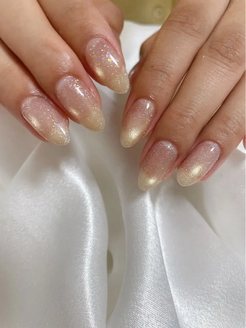 ネイル オーロラネイル 桜ネイル フラッシュネイル フラッシュマグ フラワーネイル ハンドネイル kikinail 溝の口のネイルデザイン