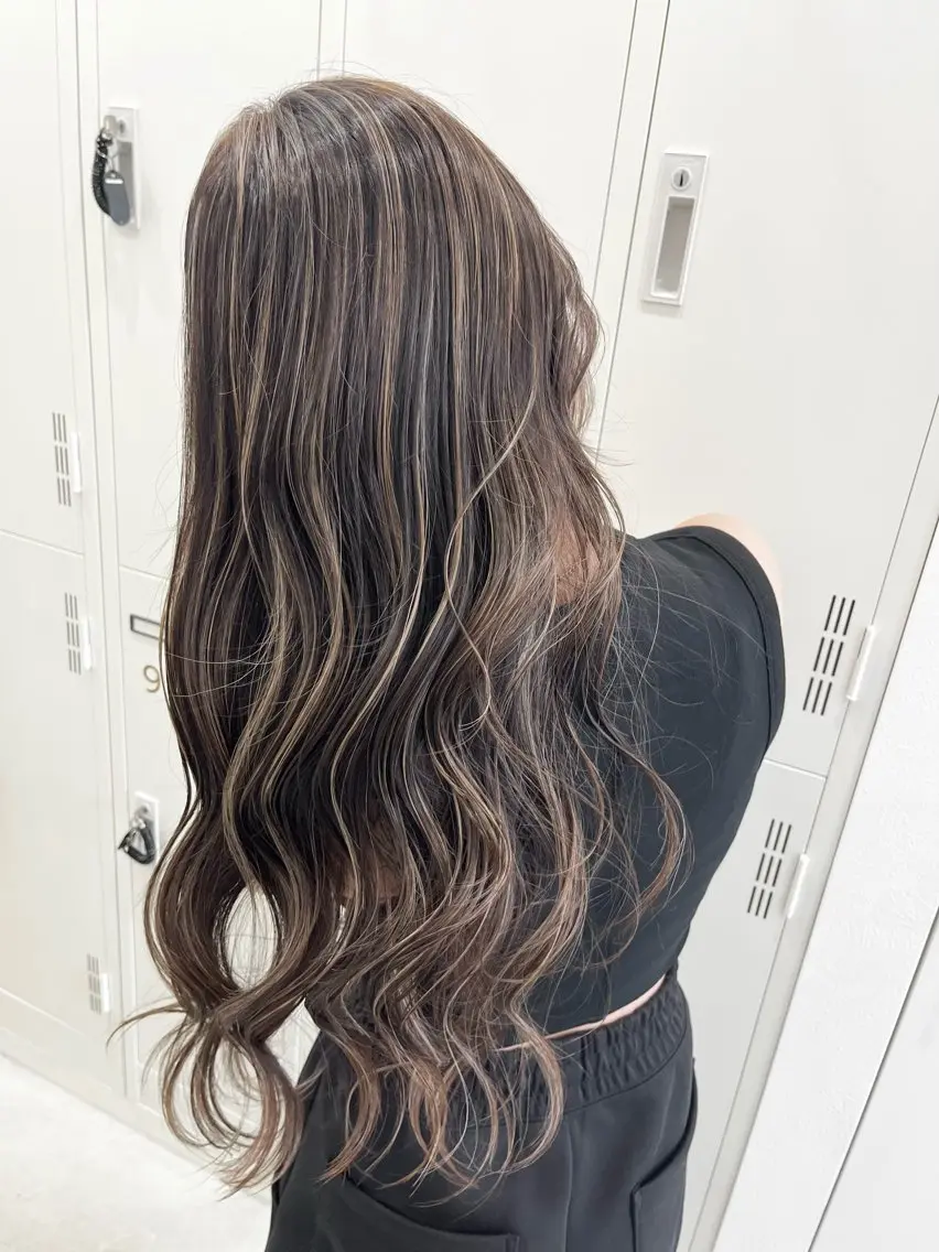 ロング カラー ヘアカラー トリートメント 上尾/ママ美容師🫧 𝐌𝐞𝐢のヘアスタイル