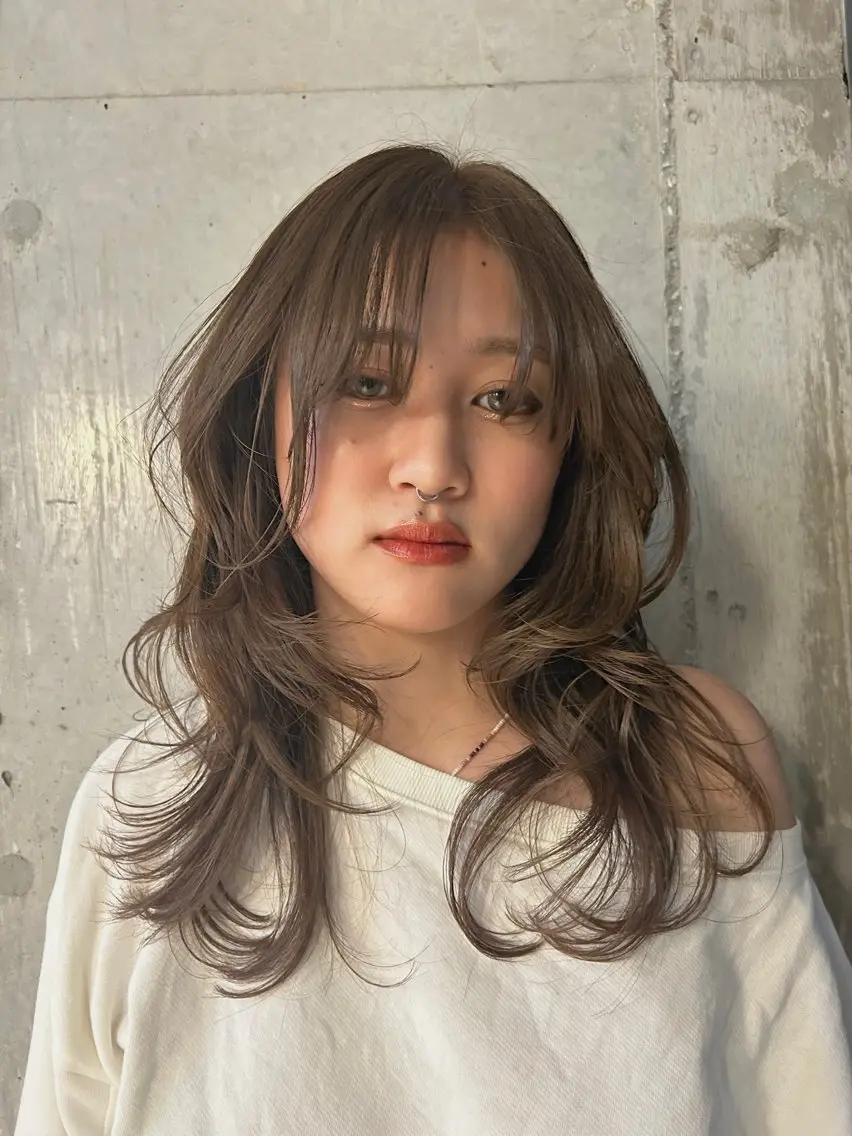 セミロング カラー 透明感カラー レイヤーカット カット ヘアカラー 葉月/ボブ/ 透明感カラー／中目黒のヘアスタイル
