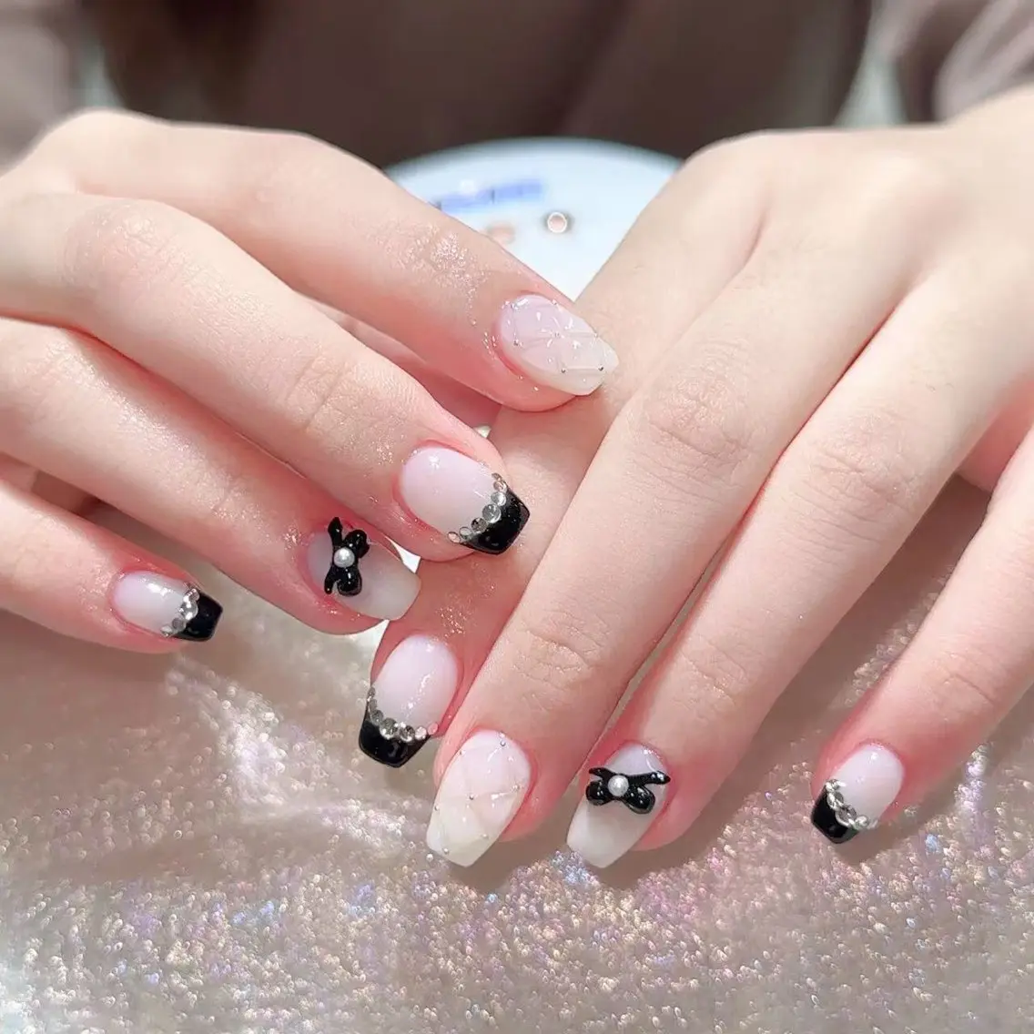 ネイル ハンドネイル Queens テイのネイルデザイン