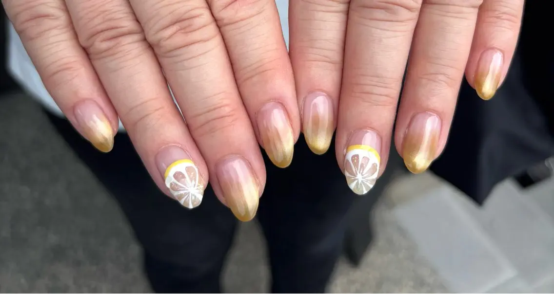ネイル ハンドネイル nailsalon esのネイルデザイン