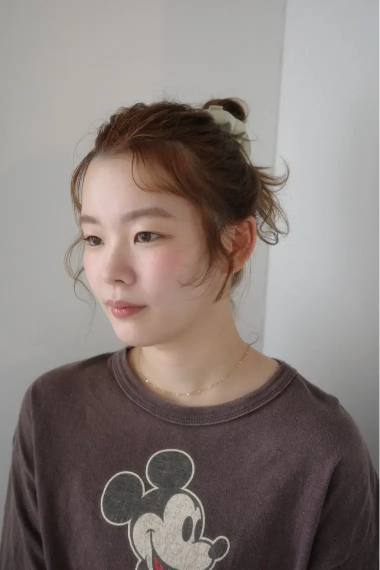 ミディアム お団子ヘア カット ヘアカラー 🧣misaki 🧣のヘアスタイル