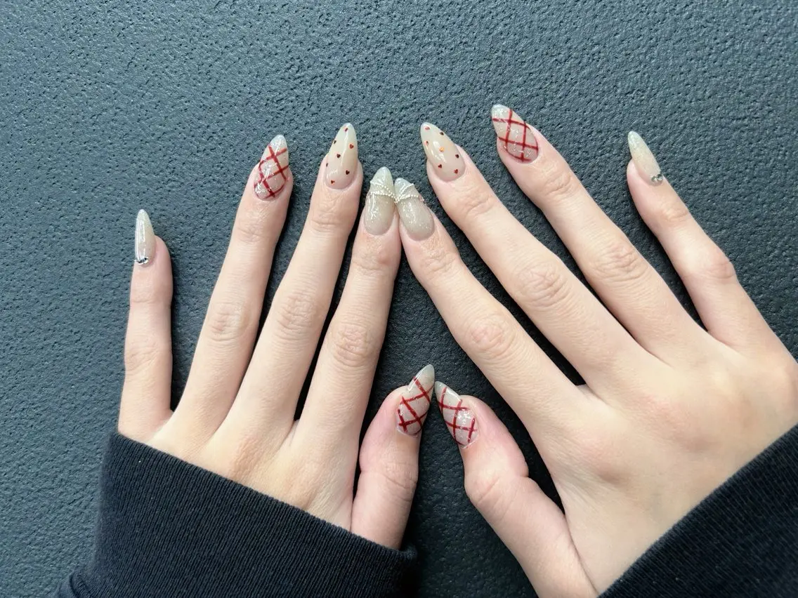 ネイル 韓国ネイル 持ち込み ニュアンスネイル ネイルチップ 冬ネイル LISA ANA.CHUOのネイルデザイン