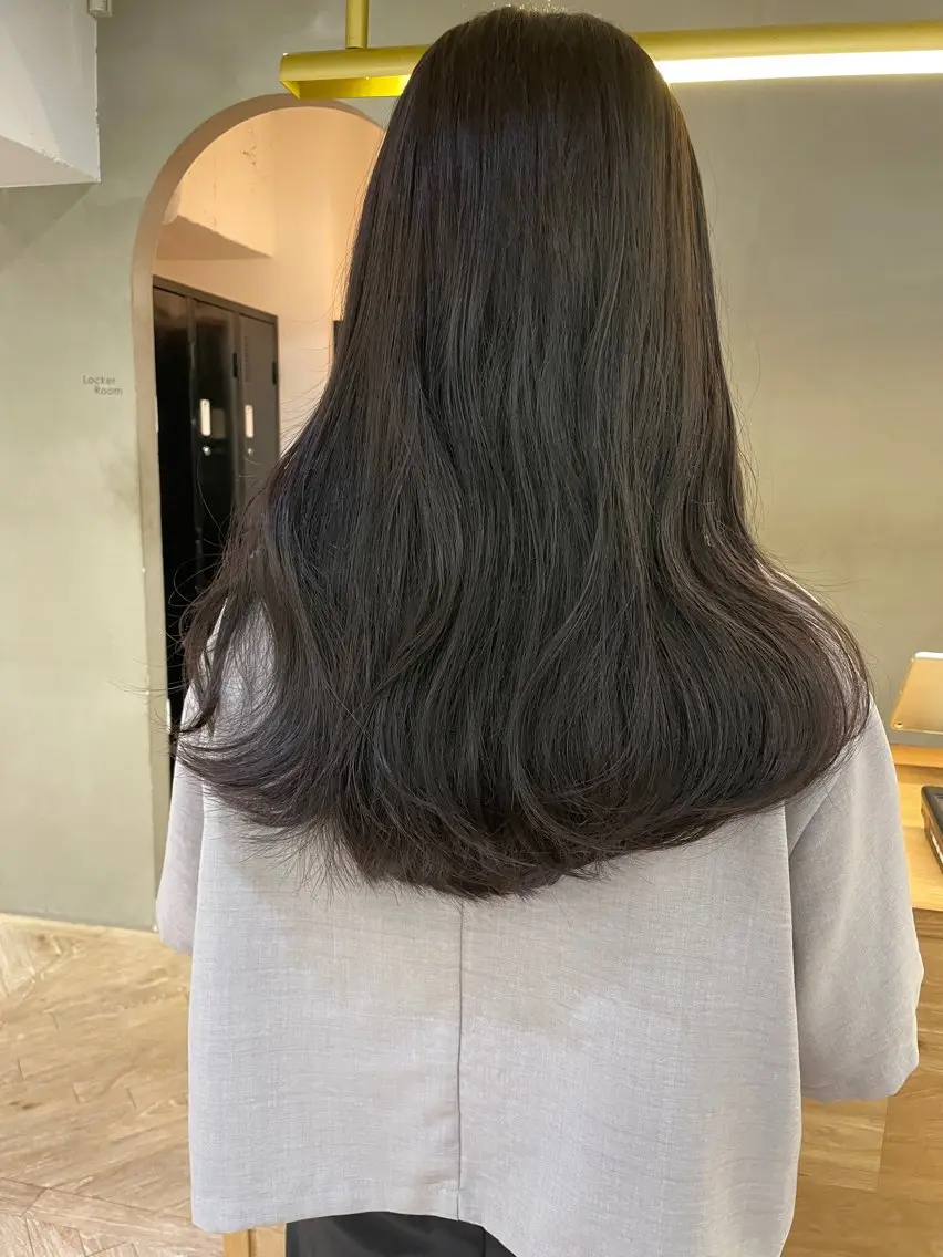 ロング 透明感カラー 🎀エリコ🌈のヘアスタイル