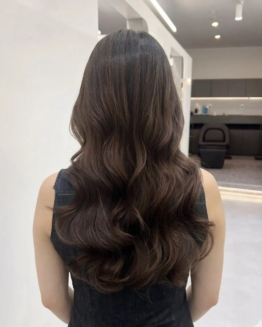 パーマ カット パーマ モモ コテ巻き風パーマのヘアスタイル