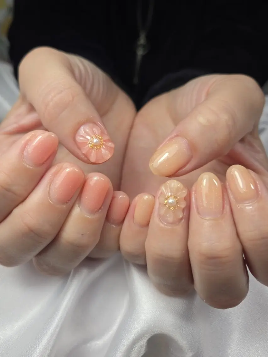 ネイル カジュアル フラワーネイル ぷっくりネイル ハンドネイル ネイルサロンベルティ .ひとみのネイルデザイン