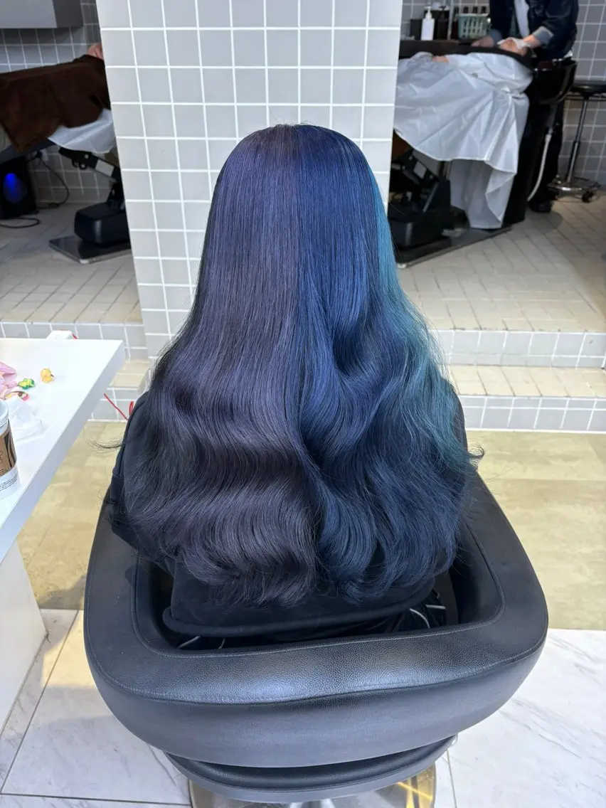 ロング ヘアカラー トリートメント ヘッドスパ ヘアセット 寒色/ベージュヘア ブリーチありMiOのヘアスタイル