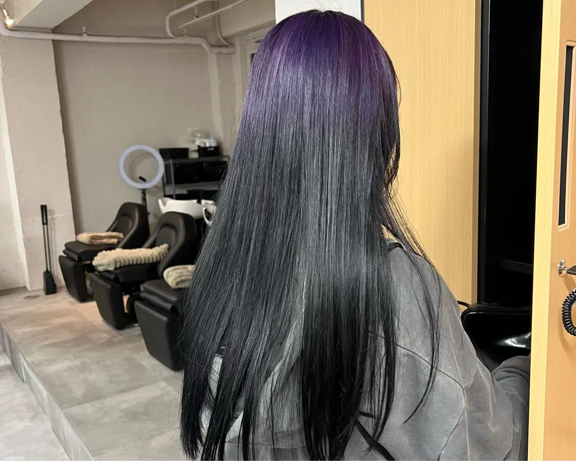ロング カラー 黒髪 ブルーカラー ブルーブラック パープルカラー カット ヘアカラー 🎀shell吉祥寺 ナオ🧸のヘアスタイル