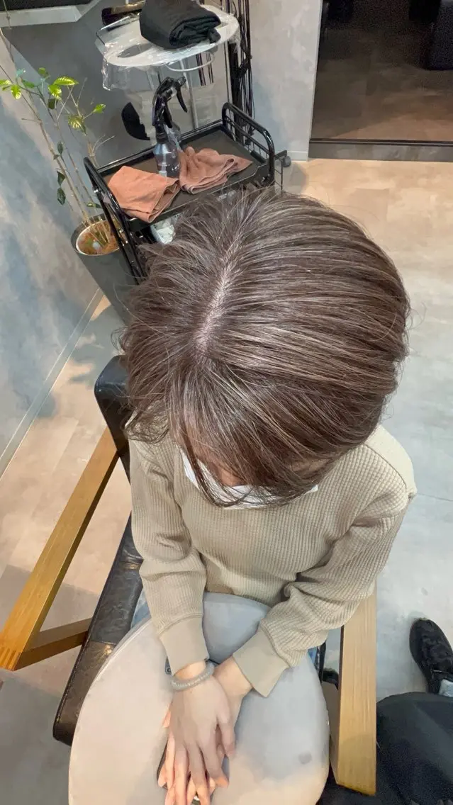 カット＋カラー＋ハイライト（ブリーチ）orフルブリーチの写真