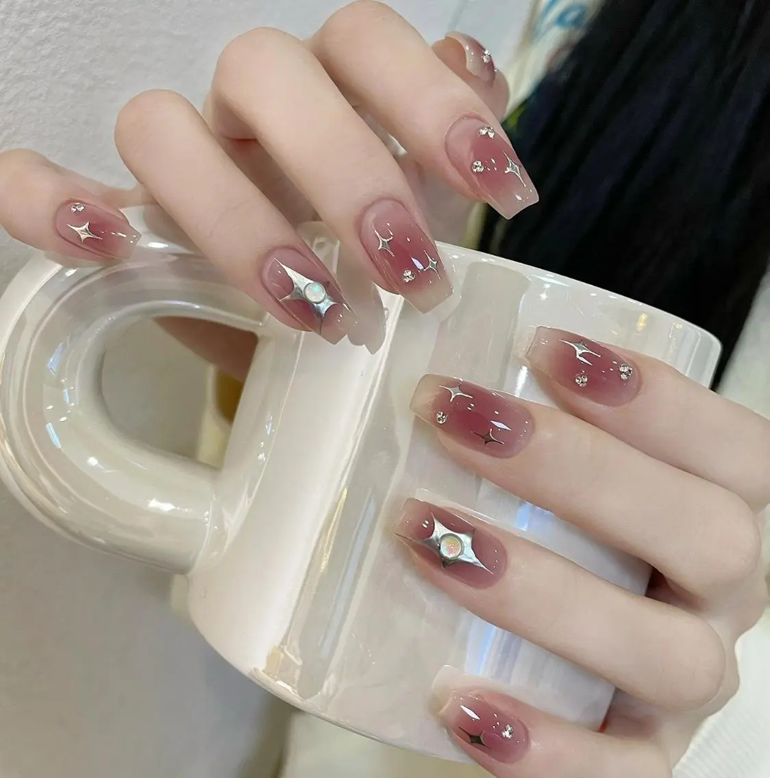 ネイル Queens ひなのネイルデザイン