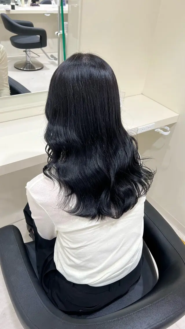 ミディアム カラー 韓国レイヤー＆ピンク 艶髪🩶maikoのヘアスタイル