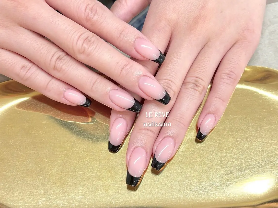 ネイル 韓国ネイル ニュアンスネイル シンプルネイル 夏ネイル ワンホンネイル LE REVE nailsalonのネイルデザイン