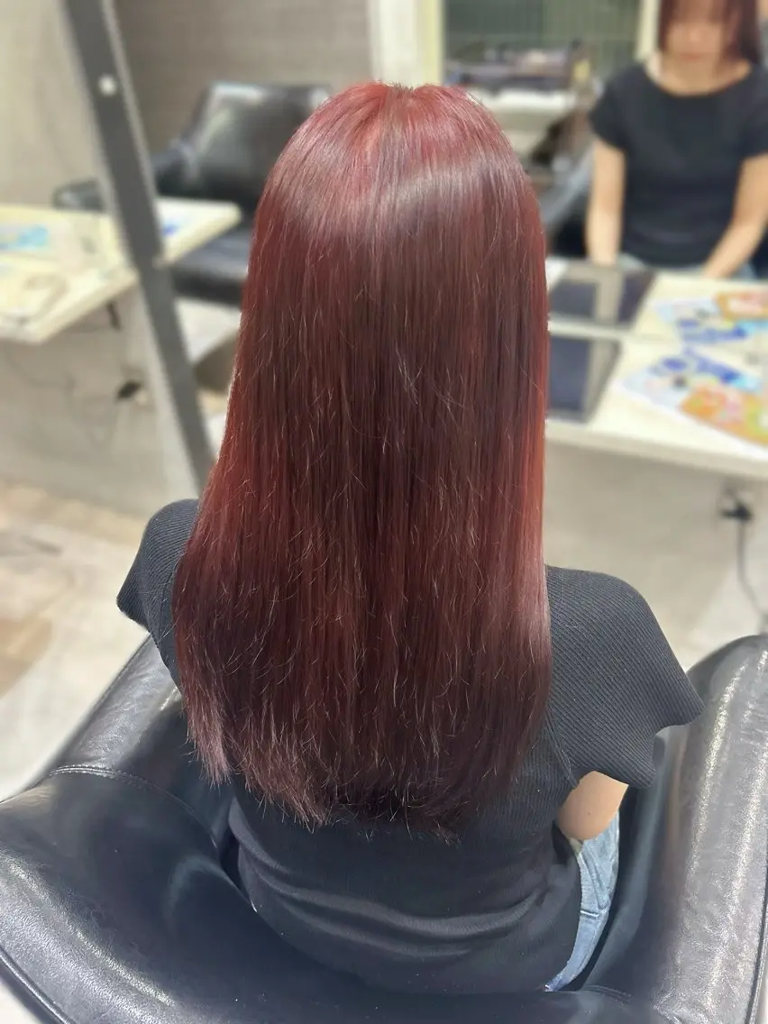 ロング カラー ブリーチ ブリーチなしカラー レッドカラー ヘアカラー トリートメント AIRI 🦋のヘアスタイル