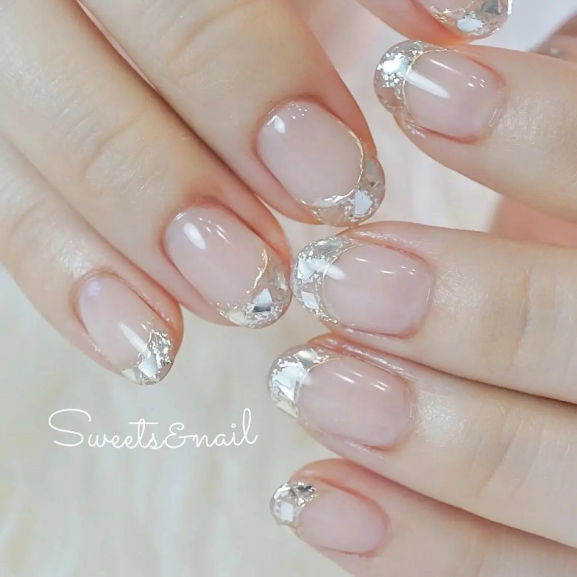 ネイル フレンチネイル ガラスフレンチ キラキラネイル ラメ(グリッター) ブライダルネイル Sweets& nail みなこのネイルデザイン